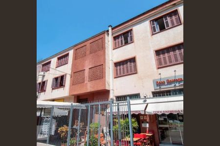 Apartamento para alugar com 43m², 2 quartos e sem vagaFachada