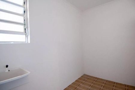 Cozinha de apartamento para alugar com 2 quartos, 43m² em Petrópolis, Porto Alegre