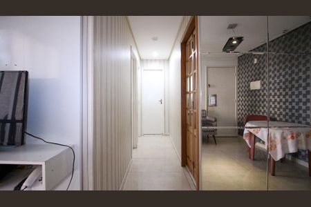 Apartamento à venda com 50m², 2 quartos e 1 vaga Apartamento à venda com 50m², 2 quartos e 1 vagaSala