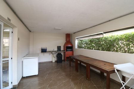 Apartamento para alugar com 46m², 2 quartos e 1 vagaÁrea comum - Churrasqueira