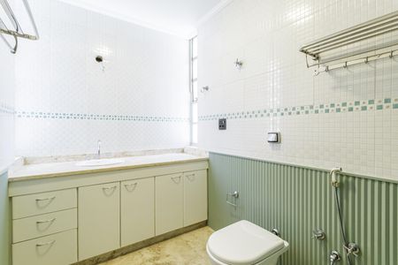 Apartamento à venda com 116m², 3 quartos e 1 vagaBanheiro da Suíte