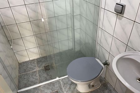 Apartamento para alugar com 60m², 2 quartos e 1 vaga Apartamento para alugar com 60m², 2 quartos e 1 vagaBanheiro