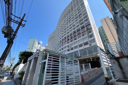 Apartamento para alugar com 60m², 1 quarto e 1 vaga Apartamento para alugar com 60m², 1 quarto e 1 vagaFachada