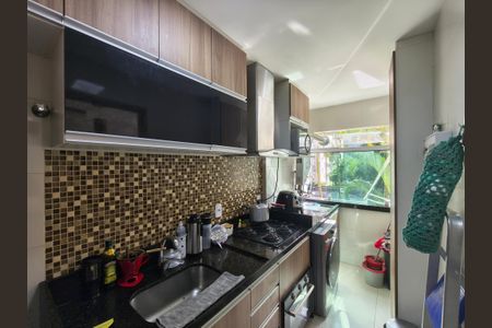 Cozinha de apartamento para alugar com 2 quartos, 54m² em Jacarepaguá, Rio de Janeiro