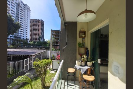 Varanda - Sala de apartamento para alugar com 2 quartos, 54m² em Jacarepaguá, Rio de Janeiro
