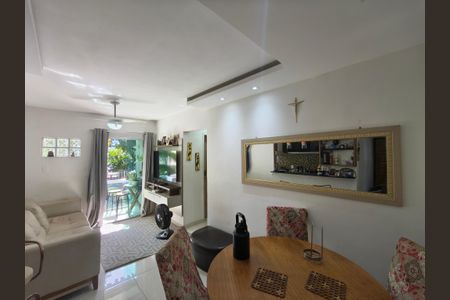 Sala de apartamento para alugar com 2 quartos, 54m² em Jacarepaguá, Rio de Janeiro