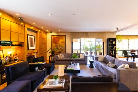 Apartamento à venda com 3 quartos, 260m² em Real Parque, São Paulo