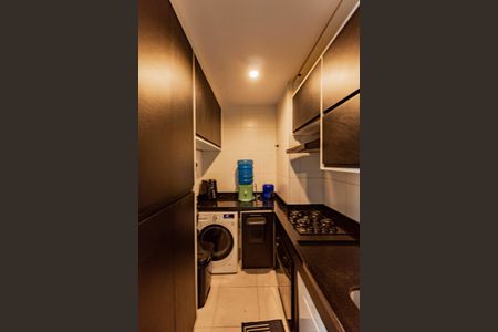 Apartamento para alugar com 34m², 2 quartos e sem vaga Apartamento para alugar com 34m², 2 quartos e sem vagaCozinha integrada com Área de Serviço