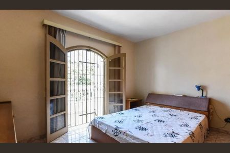 Casa para alugar com 191m², 3 quartos e 2 vagas Casa para alugar com 191m², 3 quartos e 2 vagasQuarto