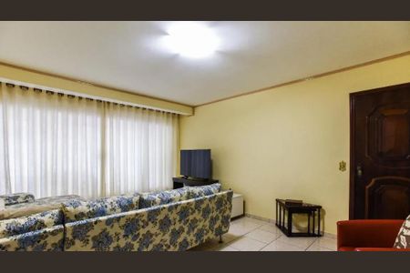 Casa para alugar com 191m², 3 quartos e 2 vagas Casa para alugar com 191m², 3 quartos e 2 vagasSala