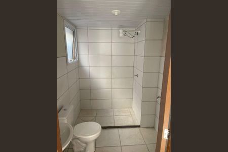 Banheiro  de apartamento para alugar com 2 quartos, 55m² em Fátima, Canoas