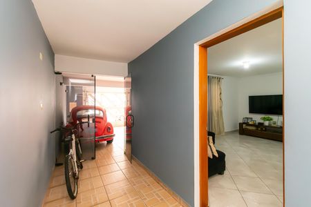 Casa para alugar com 196m², 3 quartos e 3 vagasEntrada