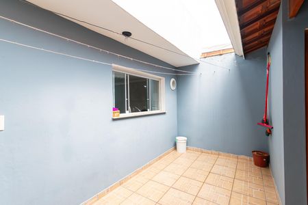 Casa para alugar com 196m², 3 quartos e 3 vagasQuintal