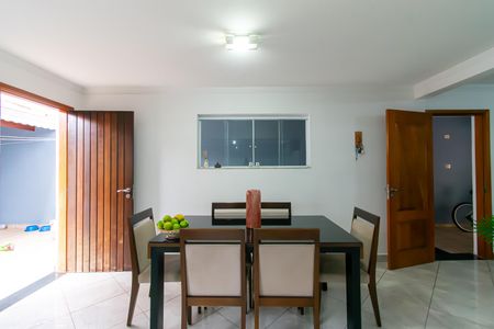 Casa para alugar com 196m², 3 quartos e 3 vagasSala de Jantar