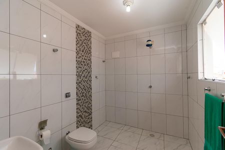 Casa para alugar com 196m², 3 quartos e 3 vagasBanheiro da Suíte