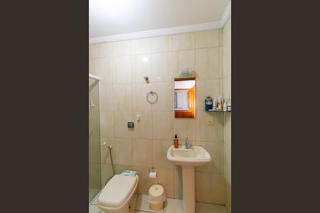 Casa para alugar com 196m², 3 quartos e 3 vagasBanheiro 2