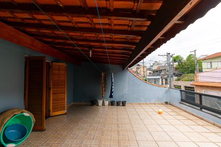 Casa para alugar com 196m², 3 quartos e 3 vagasQuarto 2 - Varanda