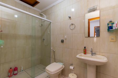 Casa para alugar com 196m², 3 quartos e 3 vagasBanheiro 2