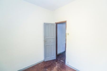 Quarto 1 de casa para alugar com 2 quartos, 78m² em Vila Valqueire, Rio de Janeiro