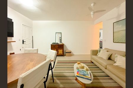 Apartamento para alugar com 100m², 2 quartos e 2 vagasSala de TV