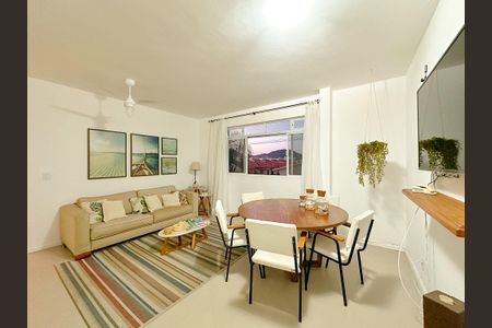 Apartamento para alugar com 100m², 2 quartos e 2 vagasSala de Jantar