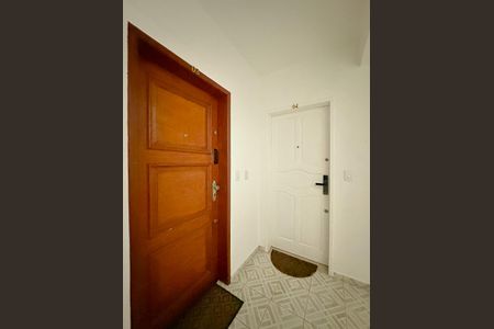 Apartamento para alugar com 100m², 2 quartos e 2 vagasEntrada