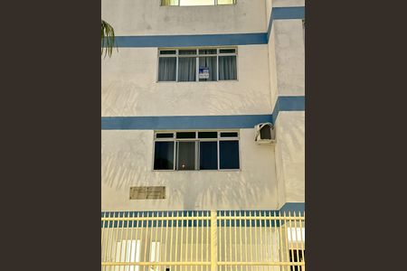 Apartamento para alugar com 100m², 2 quartos e 2 vagasPlaquinha