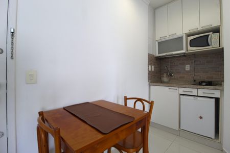 Sala/Cozinha de apartamento à venda com 1 quarto, 3125m² em Indianópolis, São Paulo