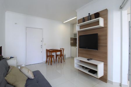 Sala/Cozinha de apartamento à venda com 1 quarto, 3125m² em Indianópolis, São Paulo