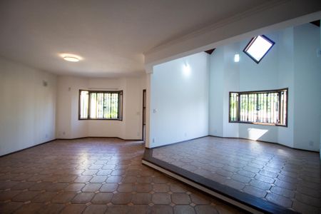 Casa para alugar com 396m², 3 quartos e 7 vagasSala