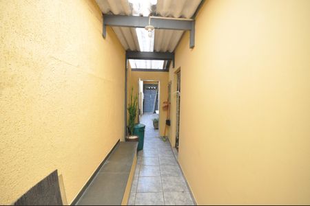 Casa à venda com 126m², 3 quartos e 2 vagasCorredor