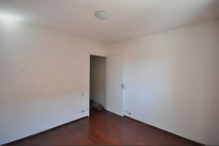 Casa à venda com 126m², 3 quartos e 2 vagasQuarto 3