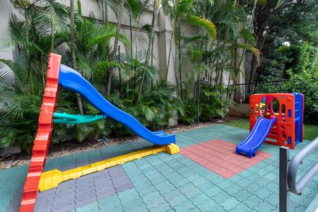 Apartamento para alugar com 87m², 2 quartos e 2 vagasÁrea comum - Playground