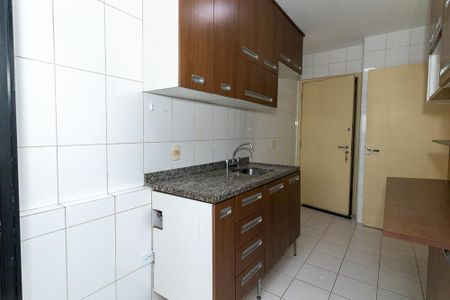 Apartamento para alugar com 87m², 2 quartos e 2 vagasCozinha