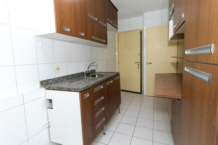 Apartamento para alugar com 87m², 2 quartos e 2 vagasCozinha