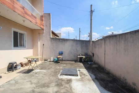 Casa para alugar com 15m², 2 quartos e 2 vagas Casa para alugar com 15m², 2 quartos e 2 vagasQuintal