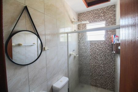 Casa para alugar com 15m², 2 quartos e 2 vagas Casa para alugar com 15m², 2 quartos e 2 vagasBanheiro 2