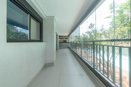 Apartamento à venda com 94m², 2 quartos e 2 vagasVaranda