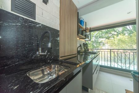 Apartamento à venda com 94m², 2 quartos e 2 vagasLavanderia