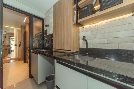 Apartamento à venda com 94m², 2 quartos e 2 vagasLavanderia