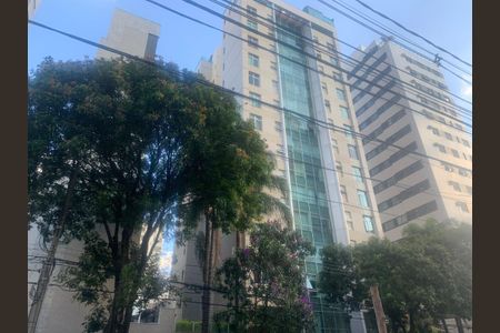 Apartamento à venda com 55m², 1 quarto e 1 vagaPredio
