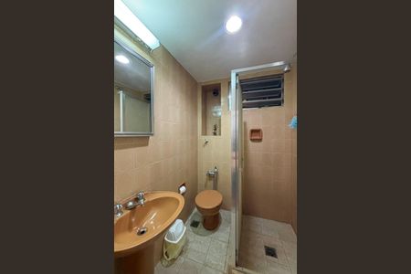 Apartamento à venda com 163m², 3 quartos e 1 vagaSuíte - banheiro