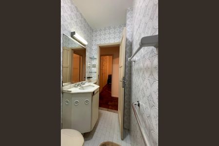 Apartamento à venda com 163m², 3 quartos e 1 vagaBanheiro social 2