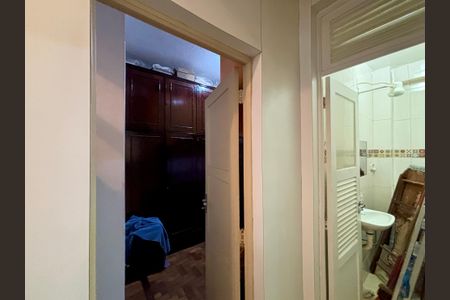 Apartamento à venda com 163m², 3 quartos e 1 vagaÁrea de serviço 