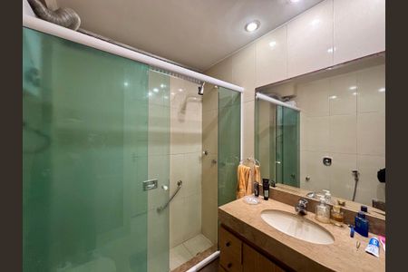 Apartamento à venda com 163m², 3 quartos e 1 vagaBanheiro social 1