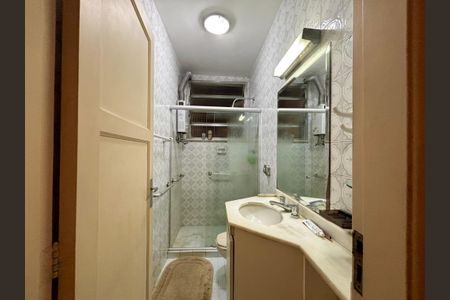 Apartamento à venda com 163m², 3 quartos e 1 vagaBanheiro social 2