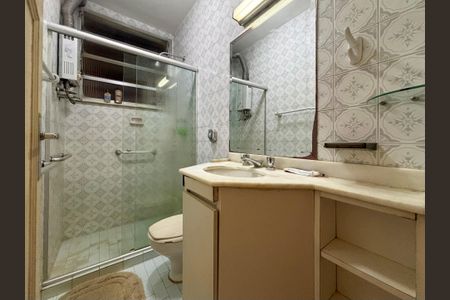 Apartamento à venda com 163m², 3 quartos e 1 vagaBanheiro social 2