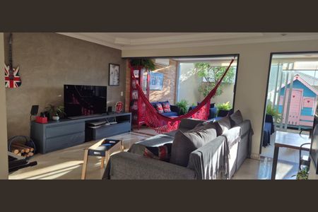 Casa à venda com 3 quartos, 200m² em Residencial Dois (Tambore), Santana de Parnaíba