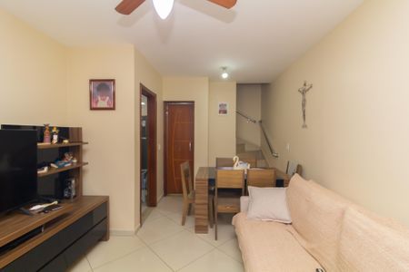 Sala de casa à venda com 3 quartos, 110m² em Itaquera, São Paulo