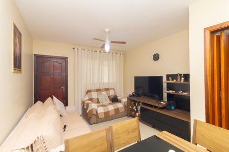 Sala de casa à venda com 3 quartos, 110m² em Itaquera, São Paulo